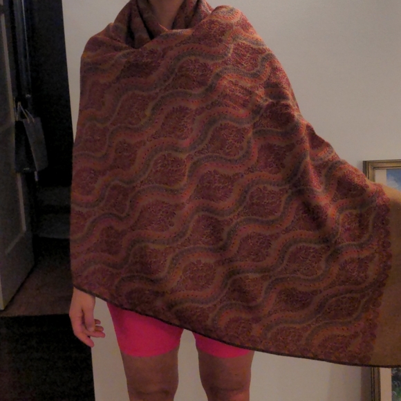 Red and army green Pashmina shawl 2 sided - Picture 6 of 7